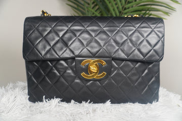 Chanel Classic Maxi (Vintage)